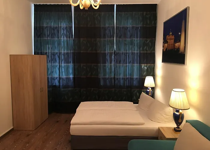 Hotel-pension Adamshof 2* Berlim