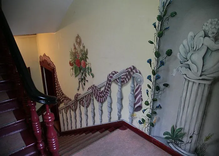 아담쇼프 2* 베를린