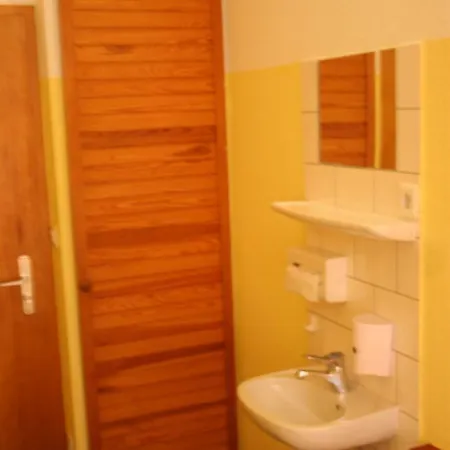 Hotel-pension Adamshof ברלין